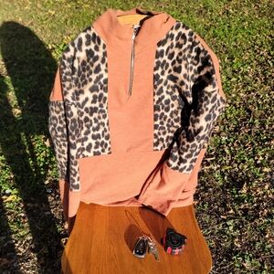 Bibi animal print half zip size small